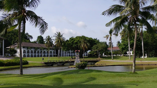 시라차 시내 다색 골프 여행 패키지